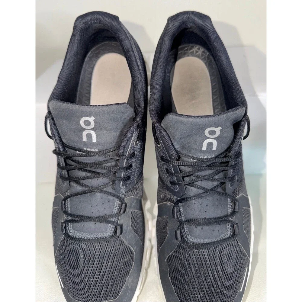 On Cloud 5 Black White Swiss Engineering Men’s 10.5